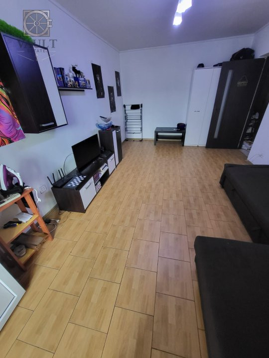 APARTAMENT 3 CAMERE-RAHOVA-SOSEAUA ALEXANDRIEI-TEIUS-2 BALCOANE