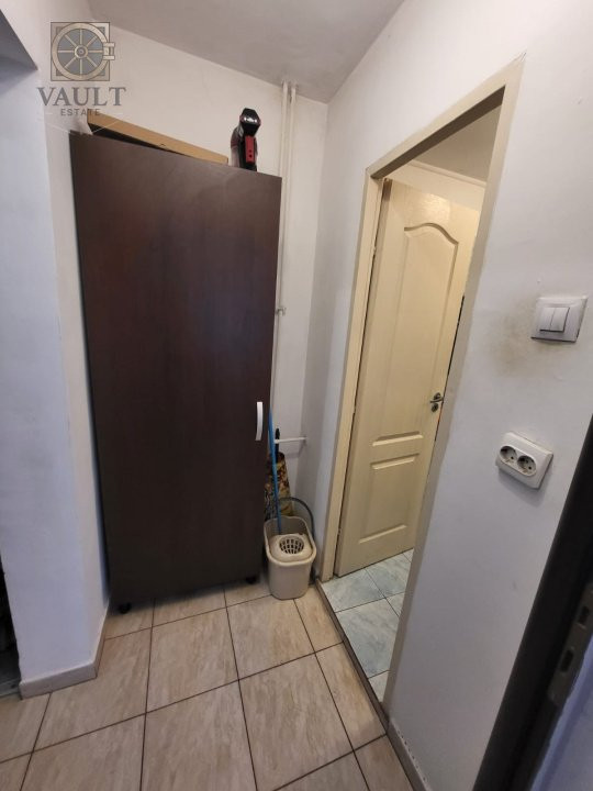 APARTAMENT 3 CAMERE-RAHOVA-SOSEAUA ALEXANDRIEI-TEIUS-2 BALCOANE