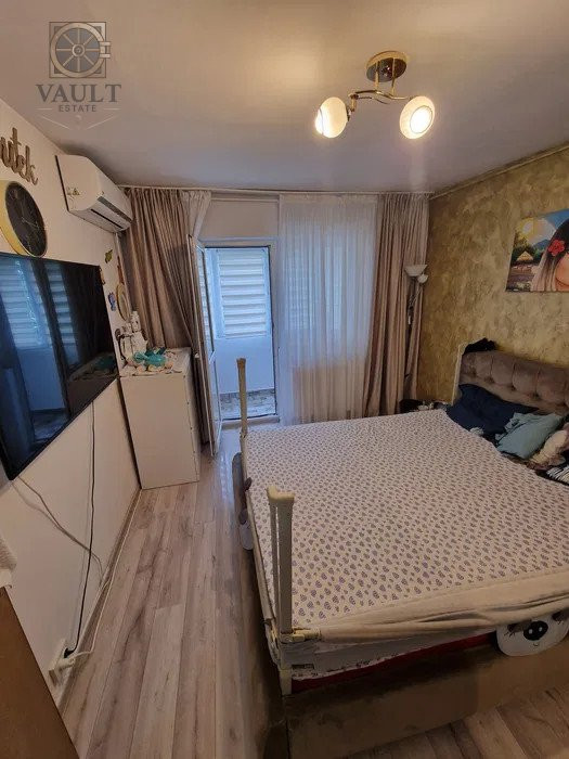 Apartament 3 camere semidecomandat 71mp Drumul Gazarului