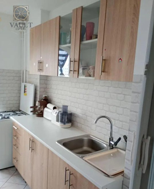 Apartament 2 camere semidecomandat Cantemir-Unirii
