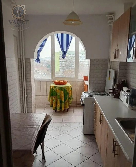 Apartament 2 camere semidecomandat Cantemir-Unirii