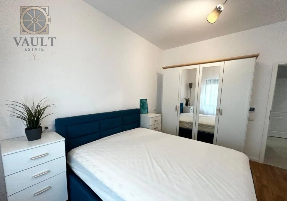 Apartament 2 camere decomandat mobilat-utilat lux