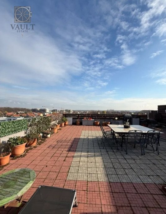 Penthouse 4 camerede decoamndat+piscina+terasa Pipera-Iancu Nicolae