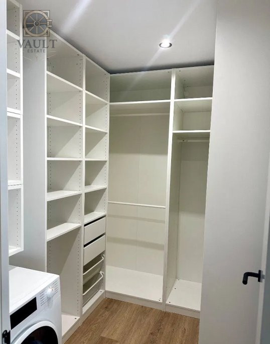 4 camere LUX-2 locuri de parcare-VIVENDA