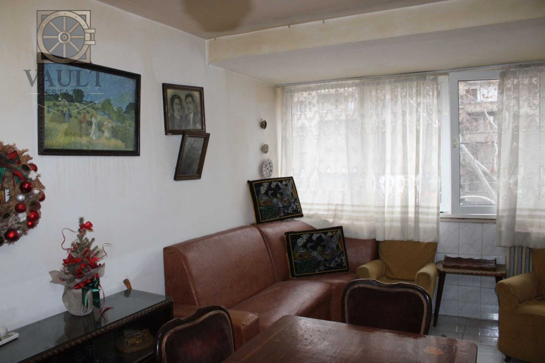 Apartament 4 camere bloc anvelopat- Universitate/ Intercontiental
