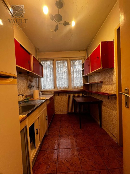 Apartament 4 camere bloc anvelopat- Universitate/ Intercontiental