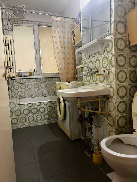 Apartament 4 camere bloc anvelopat- Universitate/ Intercontiental