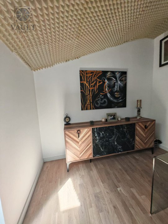 VILA 5 CAMERE - PISCINA - PIPERA