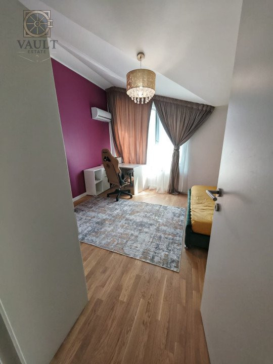 VILA 5 CAMERE - PISCINA - PIPERA