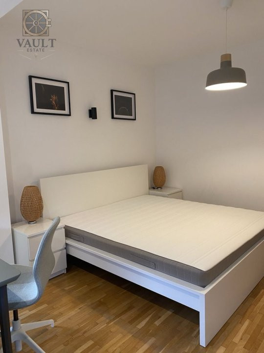 Apartament 3 camere- Decomandat- Metrou Mihai Bravu 