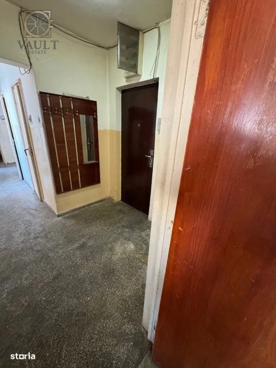 Apartament 3 camere  de renovat -70 MP- Fizicienilor   