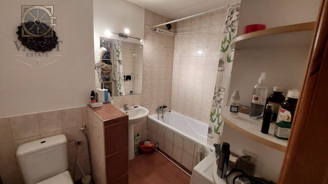 Apartament 3 camere- Decomandat- Bd Basarabia- Arena Nationala-