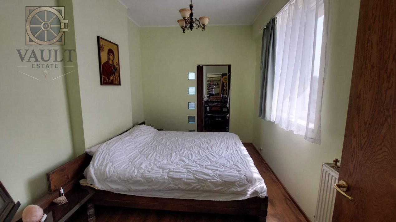 Apartament 3 camere- Decomandat- Bd Basarabia- Arena Nationala-
