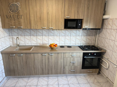 APARTAMENT 2 CAMERE-NASAUD-TRAFIC GREU-DECOMANDAT-65MP