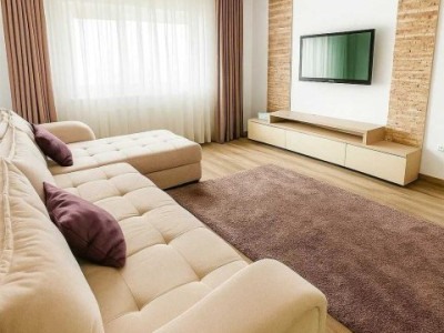 Apartament 3 camere- Decomandat- Nerva Traian - 