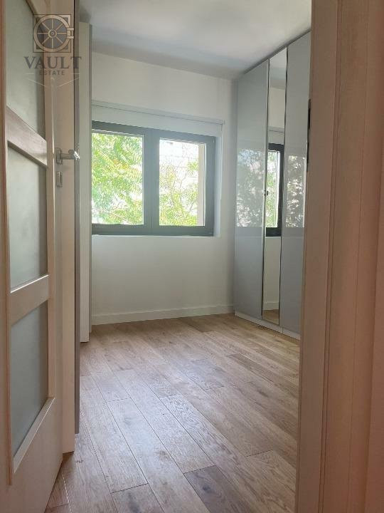 Apartament 4 camere - RENOVAT INTEGRAL RECENT - 4 minute METROU AUREL VLAICU 