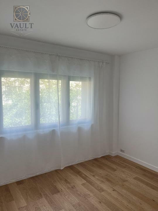 Apartament 4 camere - RENOVAT INTEGRAL RECENT - 4 minute METROU AUREL VLAICU 
