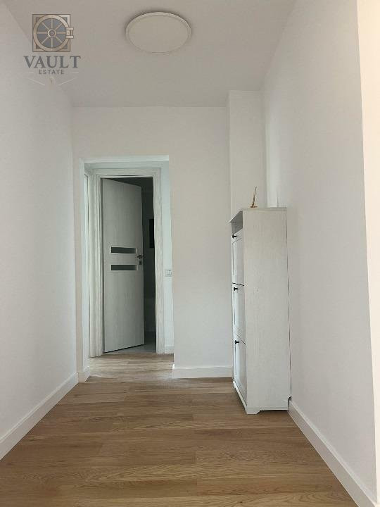 Apartament 4 camere - RENOVAT INTEGRAL RECENT - 4 minute METROU AUREL VLAICU 