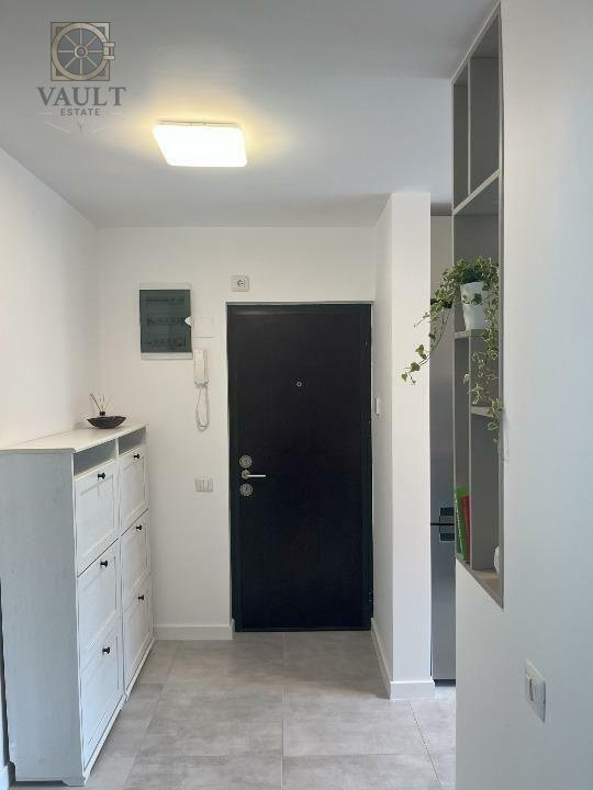 Apartament 4 camere - RENOVAT INTEGRAL RECENT - 4 minute METROU AUREL VLAICU 