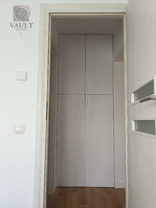Apartament 4 camere - RENOVAT INTEGRAL RECENT - 4 minute METROU AUREL VLAICU 
