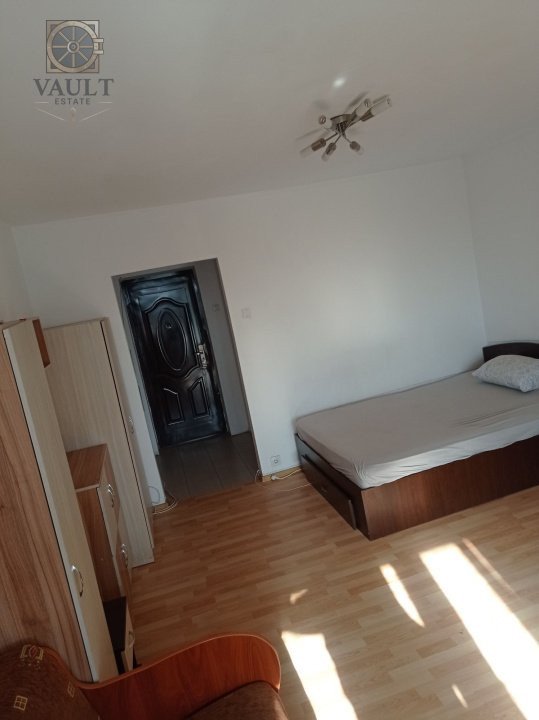Garsoniera   - Metrou Costin Georgian 