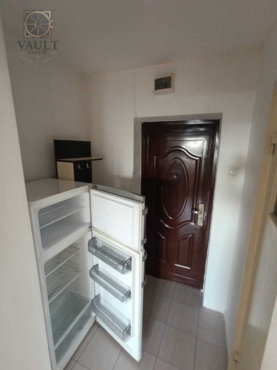 Garsoniera   - Metrou Costin Georgian 