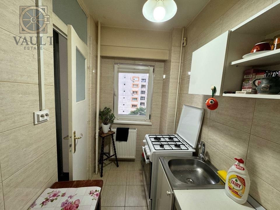 Garsoniera - BLOC MIXT SI ANVELOPAT - zona SEBASTIAN 