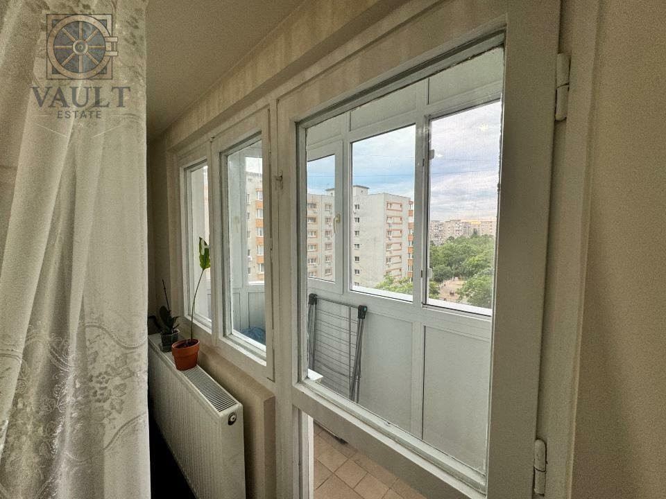 Garsoniera - BLOC MIXT SI ANVELOPAT - zona SEBASTIAN 