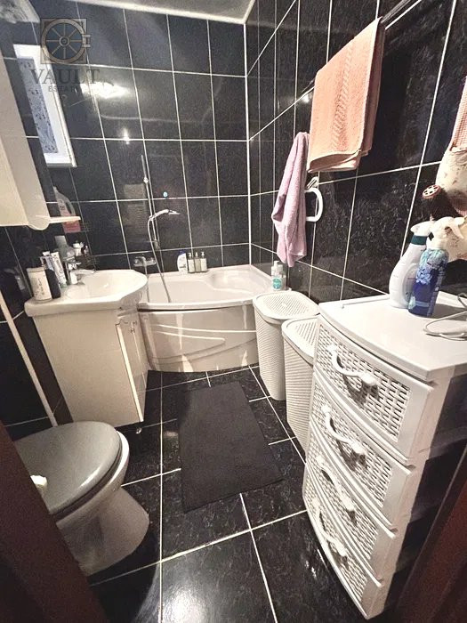 APARTAMENT 3 CAMERE / LOC DE PARCARE / IN APROPIERE DE METROU LUJERULUI