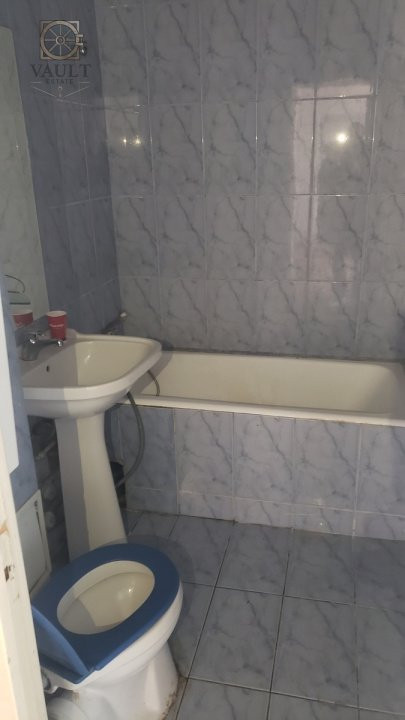 APARTAMENT 3 CAMERE / DE RENOVAT / DRUMUL TABEREI/ METROU ROMANCIERILOR-BRANCUSI