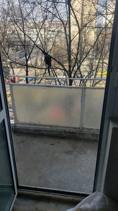 APARTAMENT 3 CAMERE / DE RENOVAT / DRUMUL TABEREI/ METROU ROMANCIERILOR-BRANCUSI