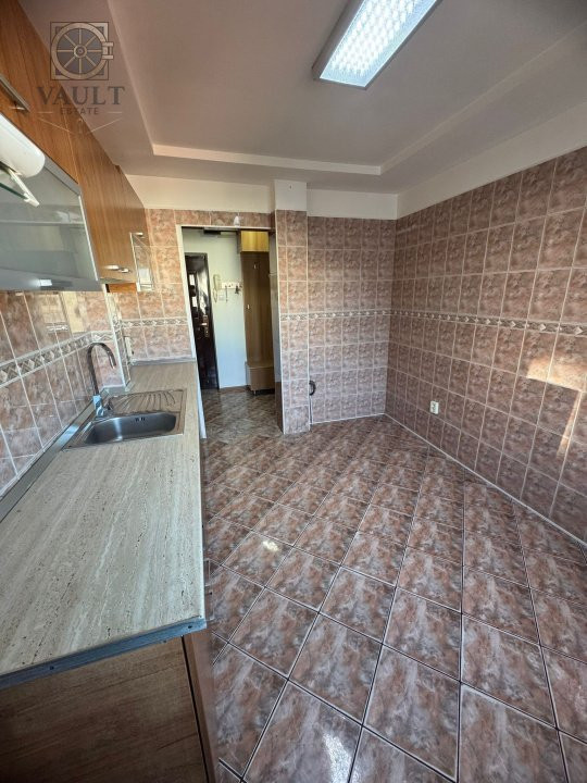 APARTAMENT 3 CAMERE-MOSILOR-OBOR-2 BAI-2 BALCOANE