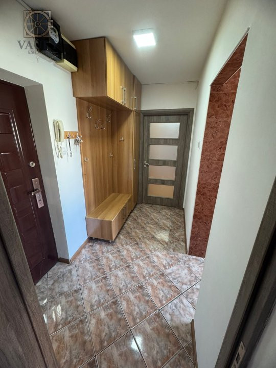 APARTAMENT 3 CAMERE-MOSILOR-OBOR-2 BAI-2 BALCOANE