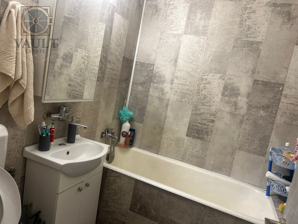 APARTAMENT 3 CAMERE-RAHOVA-DUMBRAVA NOUA-2 BAI-DECOMANDAT