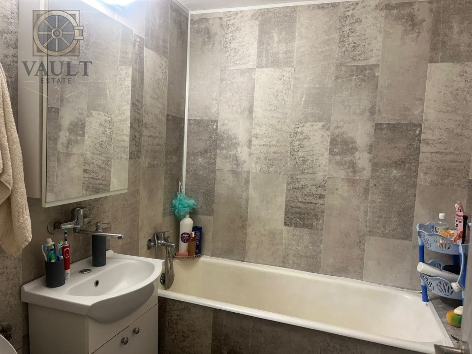 APARTAMENT 3 CAMERE-RAHOVA-DUMBRAVA NOUA-2 BAI-DECOMANDAT