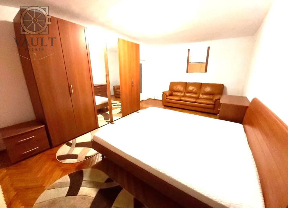 APARTAMENT 4 CAMERE-300m-METROU UNIRII-2 BAI-2 BALCOANE