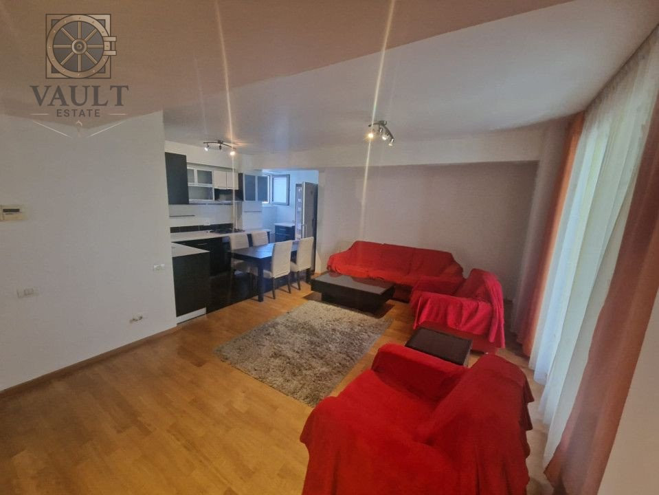 Apartament 3 camere -BLOC 2008 - LOC DE PARCARE - zona DECEBAL 