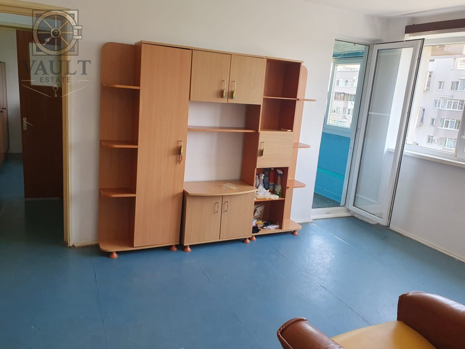APARTAMENT 2 CAMERE - NECESITA RENOVARE - PARCUL DRUMUL TABEREI