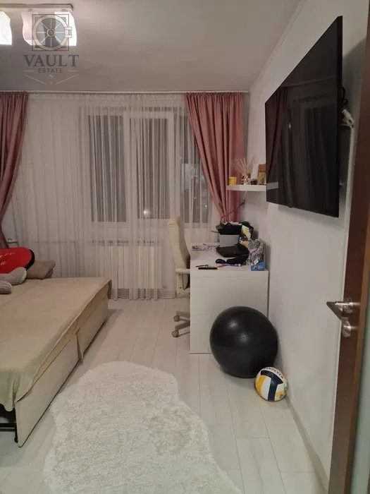 Apartament 3 camere Drumul Taberei