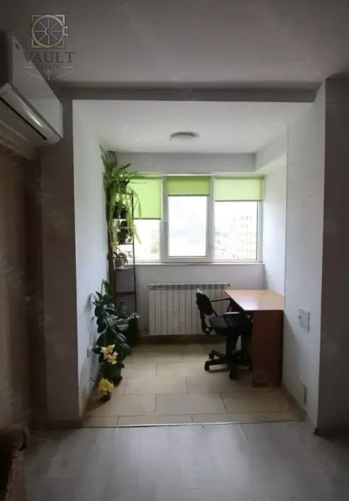 Garsoniera Colentina-Teiul Doamnei