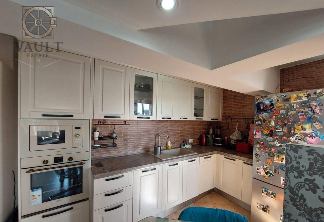 Apartament 2 camere - Bd Unirii - P-ta Alba Iulia 