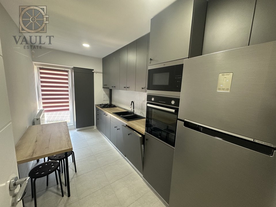 Apartament 3 camere- LIFT - PARCARE 