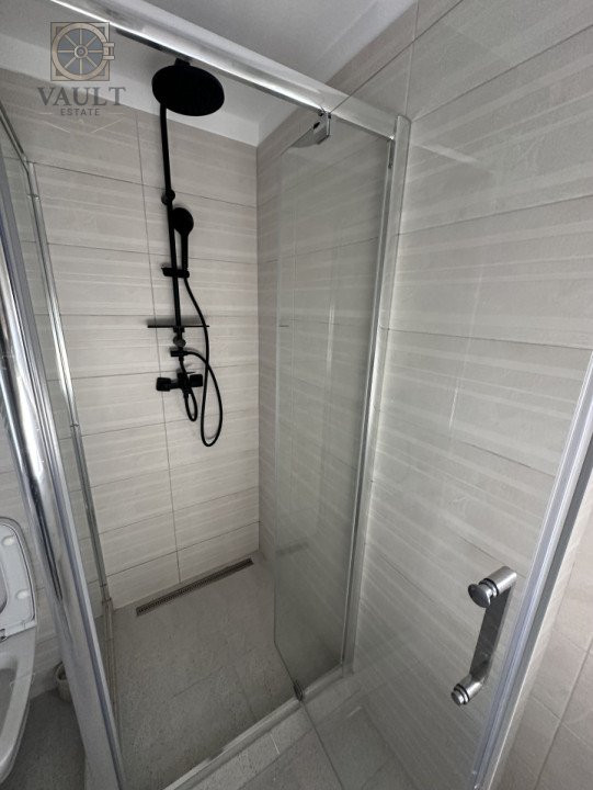 Apartament 3 camere- LIFT - PARCARE 