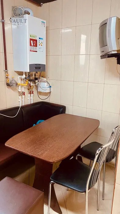 Apartament 4 Camere  -82 Mp - 5 minute pana la metrou - 1 Dcembrie 1918 