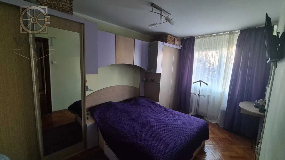 Apartament 3 camere -67 MP- 3 minute pana la metrou -Titan