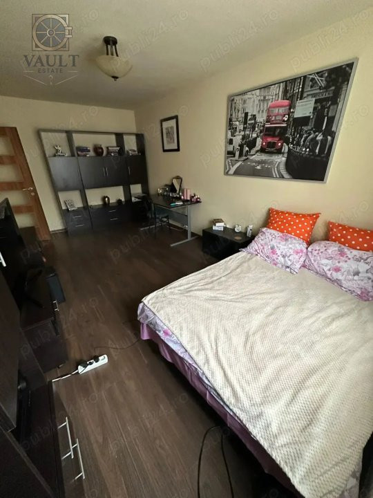 APARTAMENT 3 CAMERE - DECOMANDAT - DRISTOR