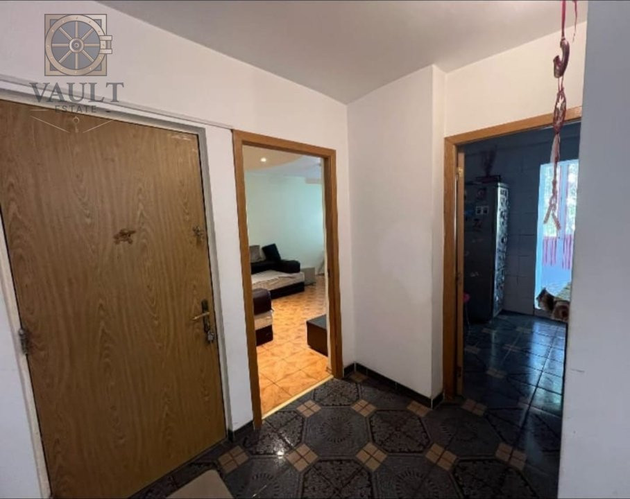 APARTAMENT 3 CAMERE  CERNAUTI - CHISINAU