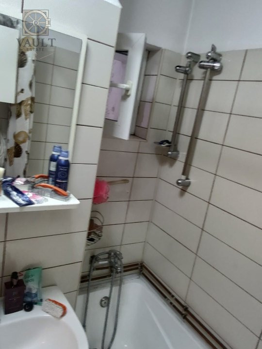 Apartament 3 camere- Decomandat- Titulescu -Banu Manta 