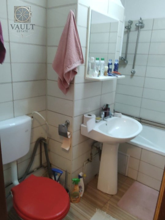 Apartament 3 camere- Decomandat- Titulescu -Banu Manta 