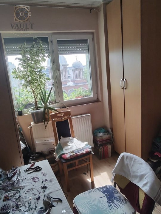 Apartament 3 camere- Decomandat- Titulescu -Banu Manta 